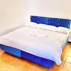 https://residencial-first-one.hotels-lisbon-portugal.com