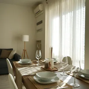 https://apt-uni-apt.italymilanhotels.net